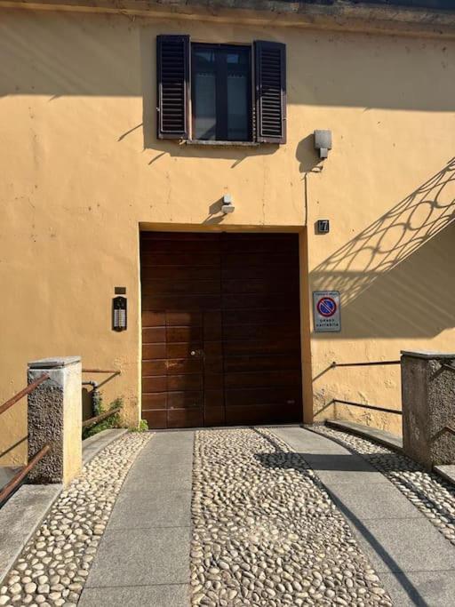 Navigli, Caratteristico Appartamento Milanese Exterior photo